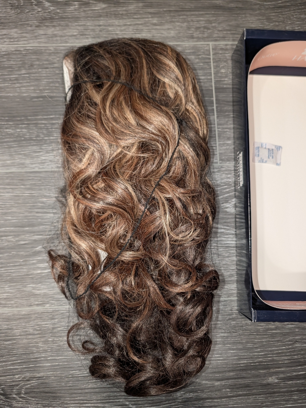 FABIENNE - Outre Perfect Hairline Synthetic 13x6 HD Lace Front Wig